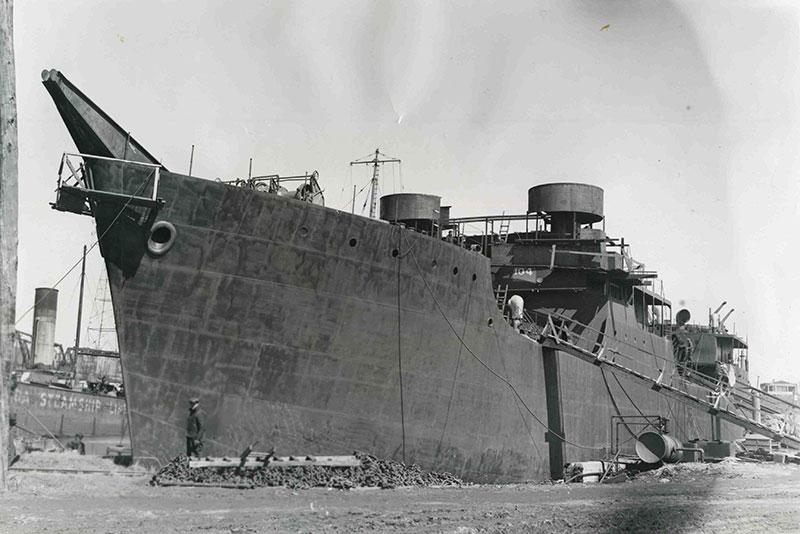 Un plan rapproché de face du pétrolier <em>Preserver</em>